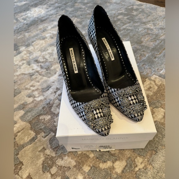 Manolo Blahnik Crystal Hangisi Silver Black Jacquard Print Heels - Picture 6 of 8